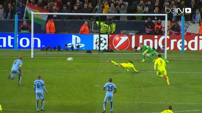 Luis Suarez scored a fine double as Barcelona came from behind to beat Inter Milan in the Champions League.